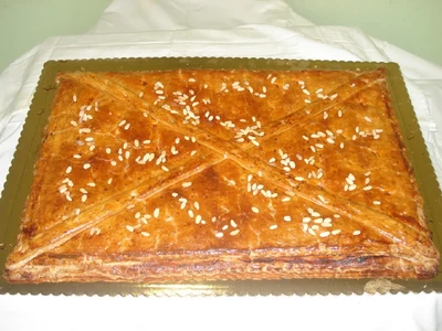 Empanada Hojaldre 60x40