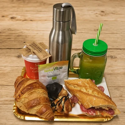 Desayuno Dulce y Salado Artepans con Termo para 2 personas