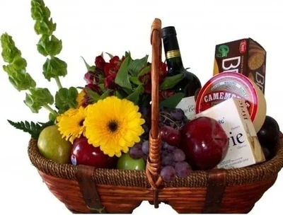 Cesta de Frutas con Queso