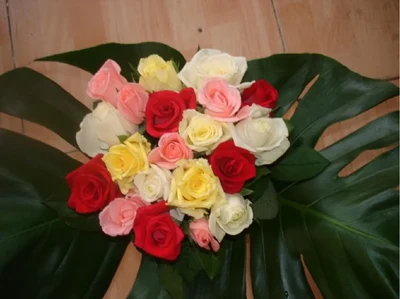Ramo de Rosas Multicolor