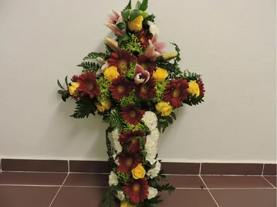 Cruz Flor Variada