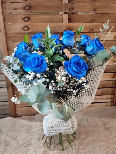 Ramo de Rosas Azules