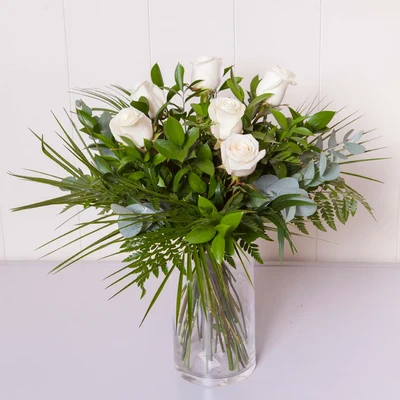 Ramo de 6 Rosas Blancas