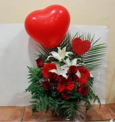 Ramo de Flores Variado Especial con Globo