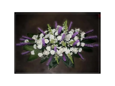 Centro Funeral de Tonos Blancos y Morados Mod 2