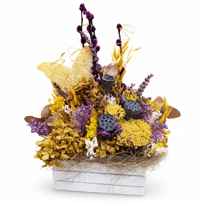 Caja con flor seca y preservada