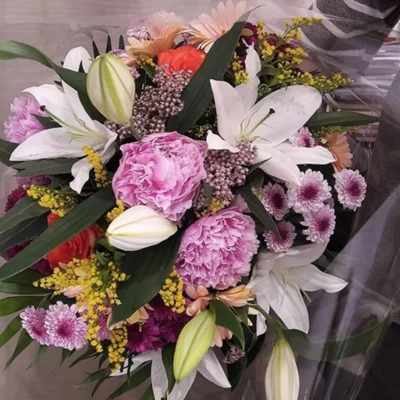 Ramo de Flores Romántico