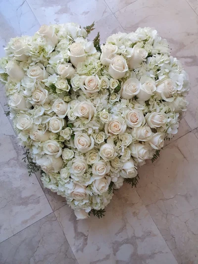 Corazón Funerario Blanco