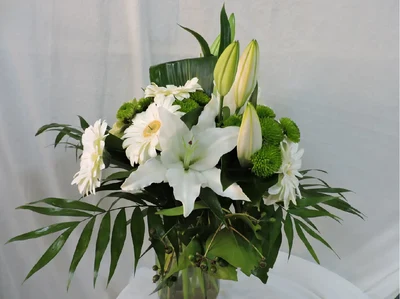 Ramo de Flores Tonos Blancos