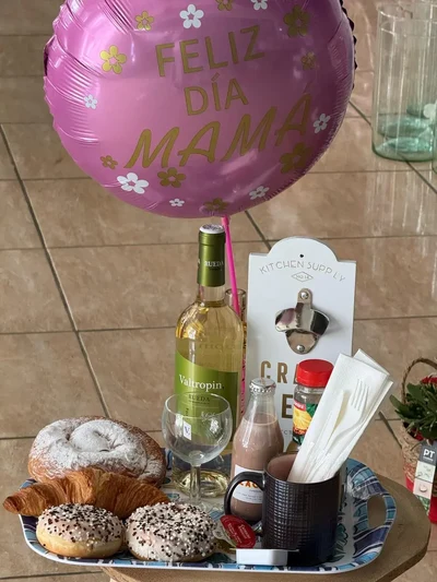 Desayuno Básico Mamá