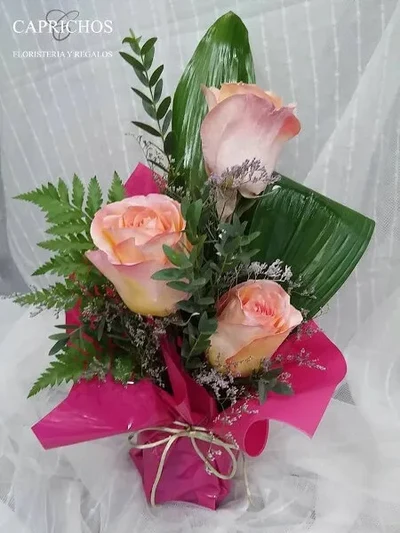 Centro de 3 Rosas Rosas