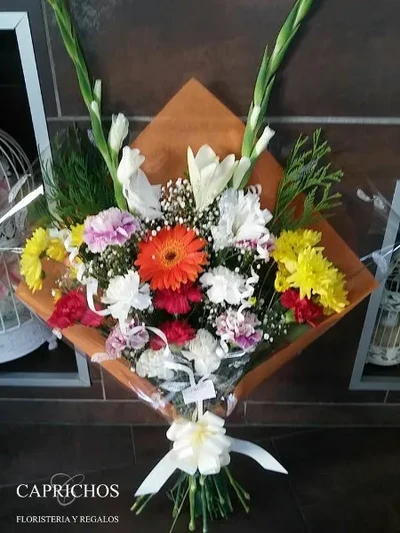 Ramo de Flores Multicolor a una cara