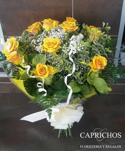 Ramo de Rosas Amarillas
