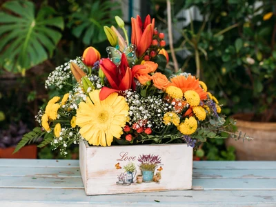 Caja de Madera con Flores