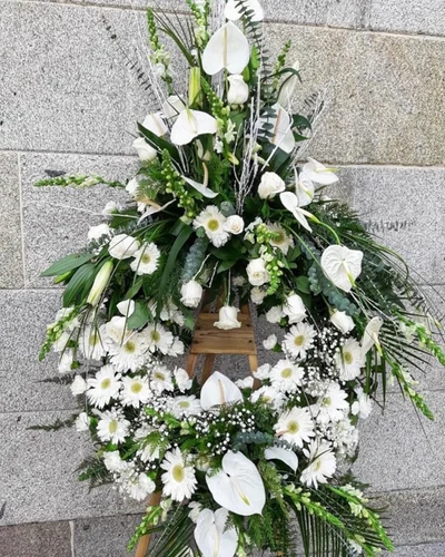 Corona 2 cabezales flor blanca