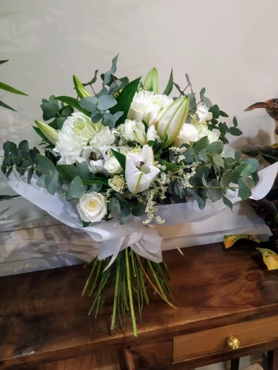 Ramo de Flores Blancas