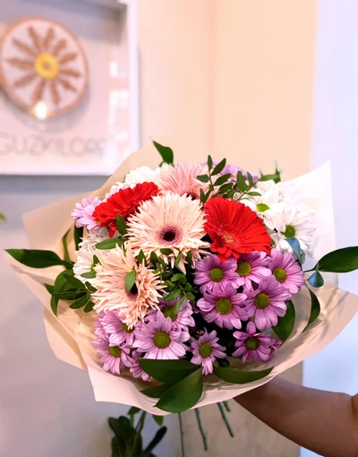 Ramo de gerberas y margaritas