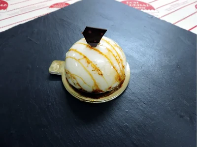 Tiramisú con touciño de ceo de Café