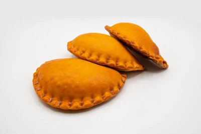 Empanadilla de Masa Roja