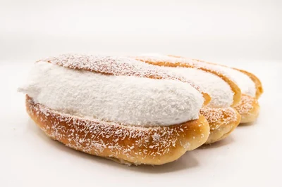 Bollo Relleno con Coco