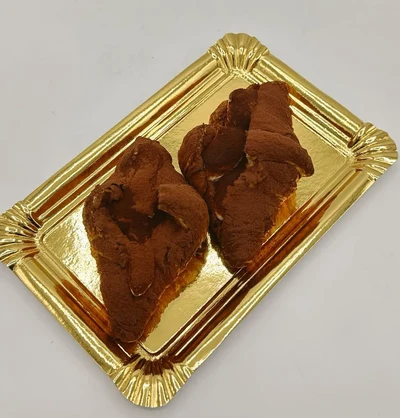 Croissant de crema de Mascarpone con cacao