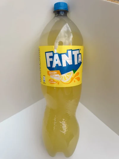 Fanta Limón 2L Botella