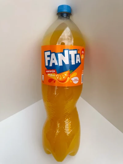 Fanta Naranja 2L Botella
