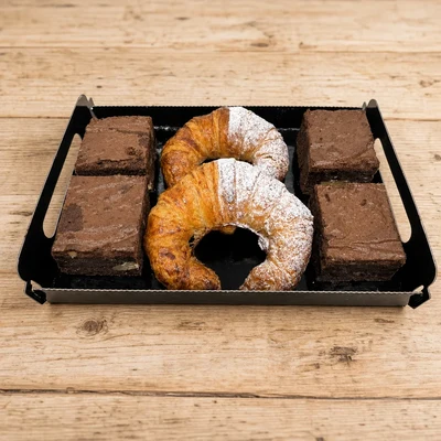 Bandexa de croissants de manteiga e brownie