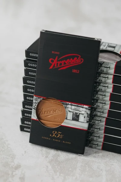 Tauleta de Xocolata Rossa 35%