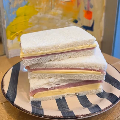 24 Sandwiches de miga