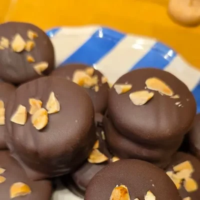 Alfajor cacahuete y caramelo salado