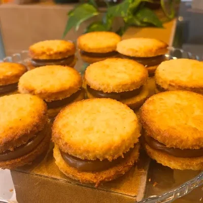 Alfajor coco y dulce de leche