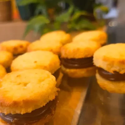 Alfajor mini coco y dulce de leche