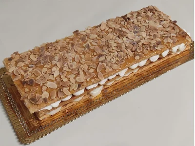 Hojaldre y almendra con FOTO