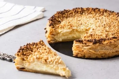 Puff Pastry Cake with Baked Custard