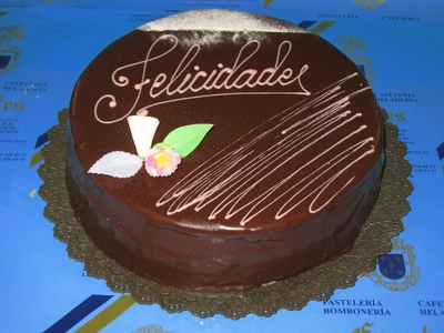 Torta Nata e Trufa Bañada