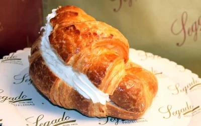 Croissant con nata