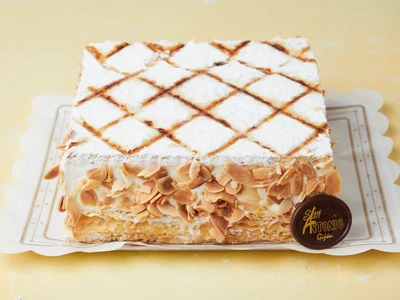 Cream and Meringue Mille-Feuille Cake