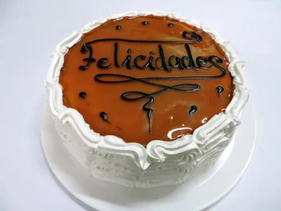 Tarta Crema Tostada con merengue