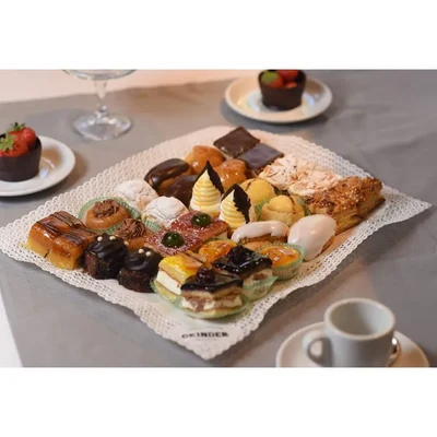 Pastries and Small Pastries