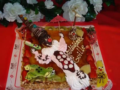 Krema errearekin milhojas tarta