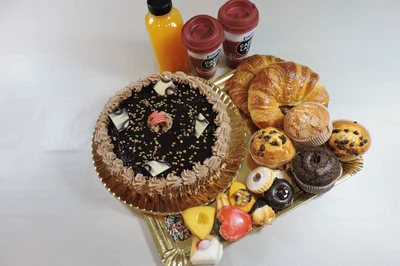 Desayuno Dulce con Tarta para 2