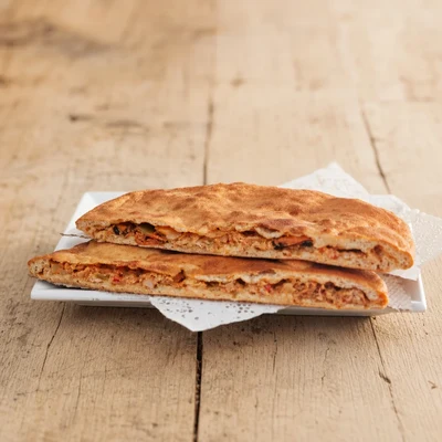 Empanada de massa de pa per encàrrec