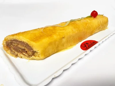 Brazo de foie con yema caramelizada