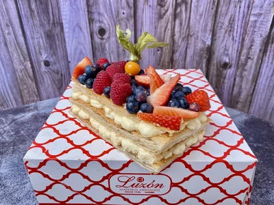 Milhoja de Crema y Frutos Rojos SIN AZUCAR