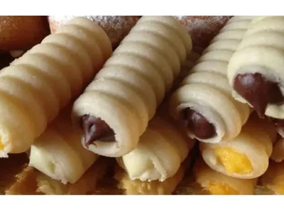 Huesos de Santo (marzipan saint's bones)