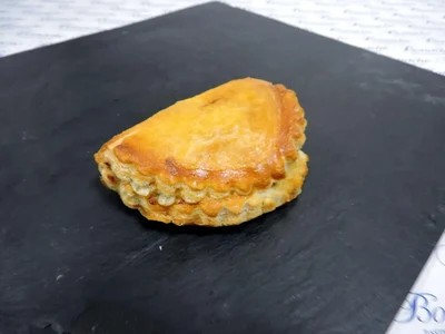 Bandexa de Empanadillas de Hojaldre de Berenxena.