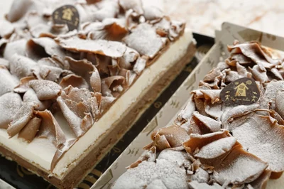 Nata, chocolate e virutas