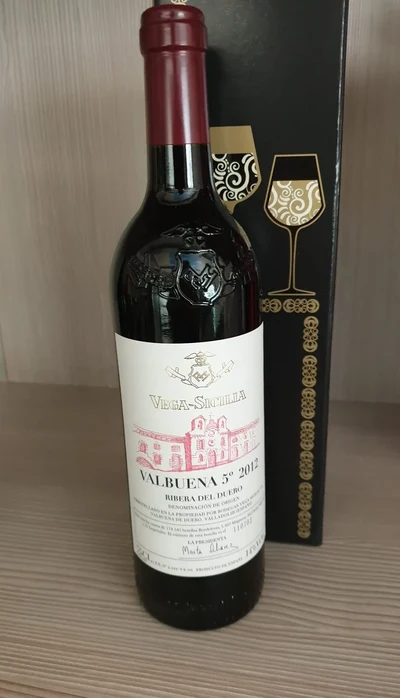 Vinno Tinto Vega_Sicilia vintage 2012