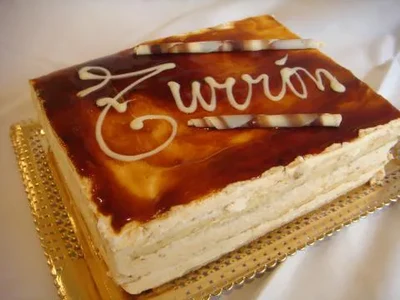 Turrón mousse ARGAZKIAREKIN